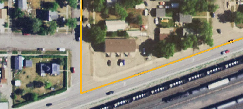 1103 Main St