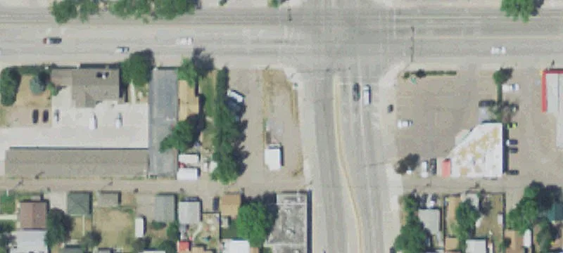 600 Central W Ave