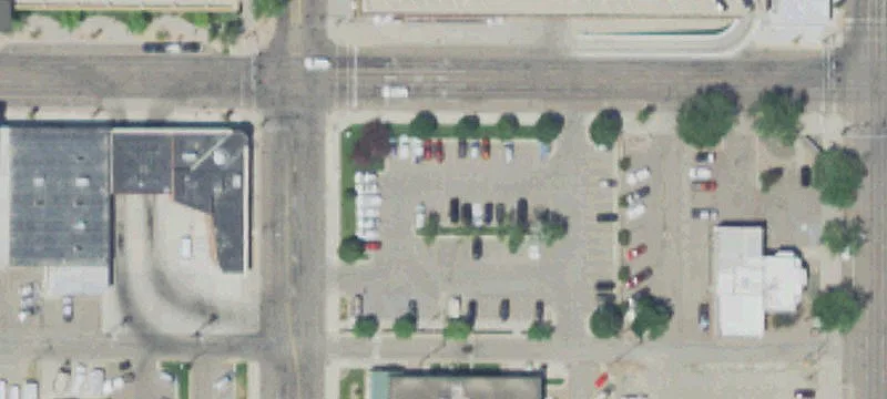 115 4th S St