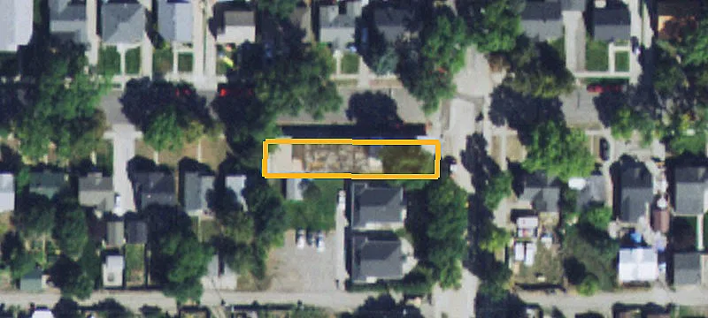 802 Yellowstone Ave