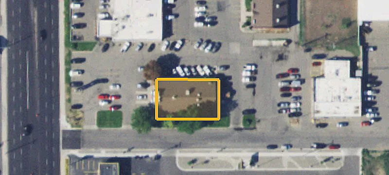 1341 Main St