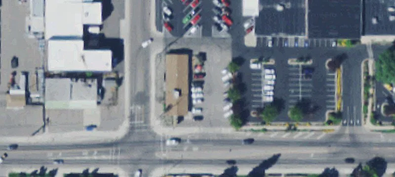 1616 3rd W St