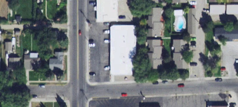 803 16th W St