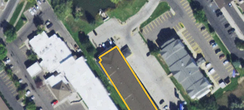 2030 Overland Ave