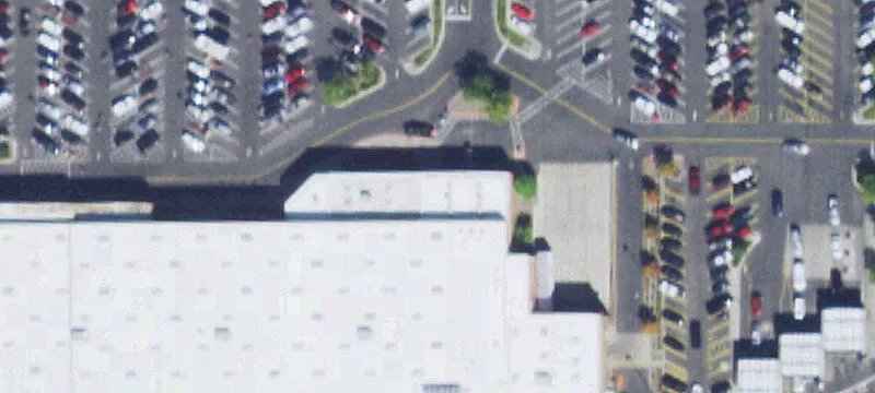2290 King W Ave