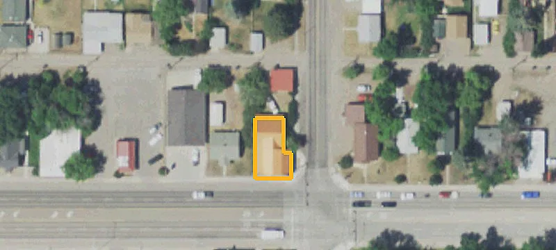 901 Central W Ave