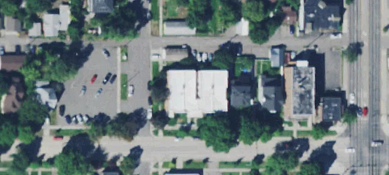 532 3rd W St