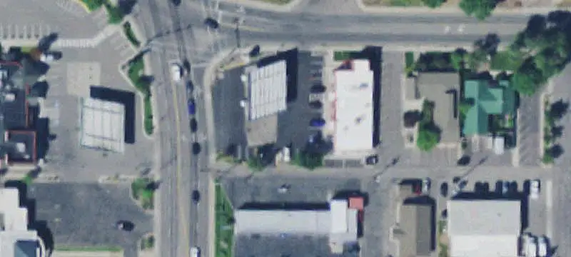 1209 Mt Ave