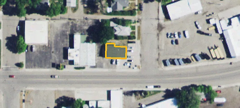 401 Main St