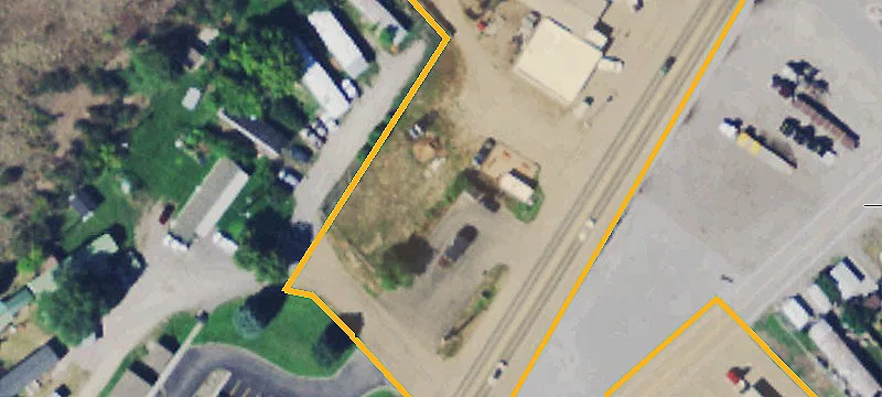 3736 Hwy 200th E