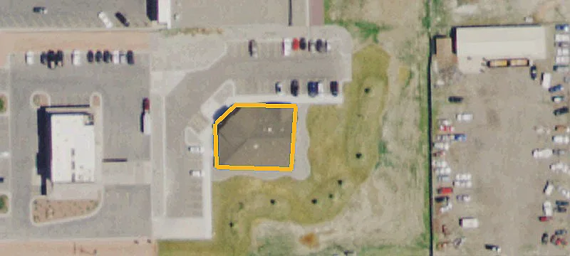 837 Ctr Ave
