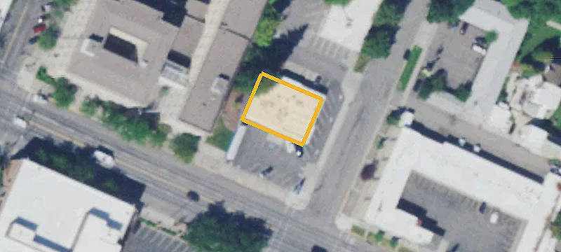 240 Broadway St