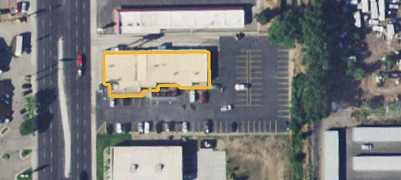 1041 Main St