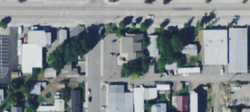 2145 Ss W Ave