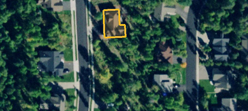 1041 Meadowlark Ln