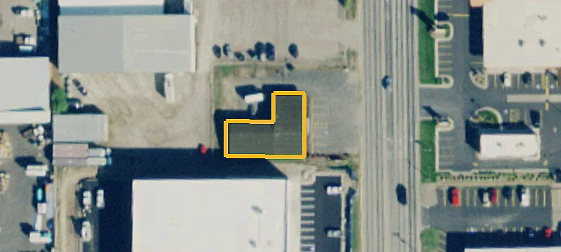 2564 Us Hwy 2nd E