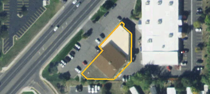 2400 Main St