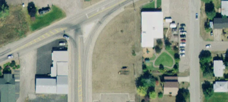 80 Railroad E St