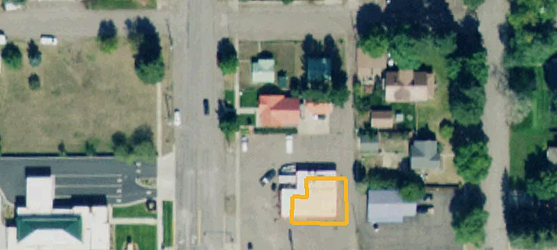 813 12th 4th W Ave