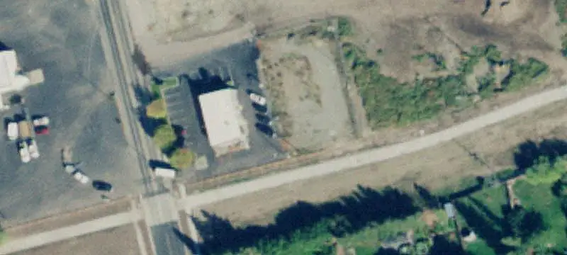53 4th Ave E N Ave