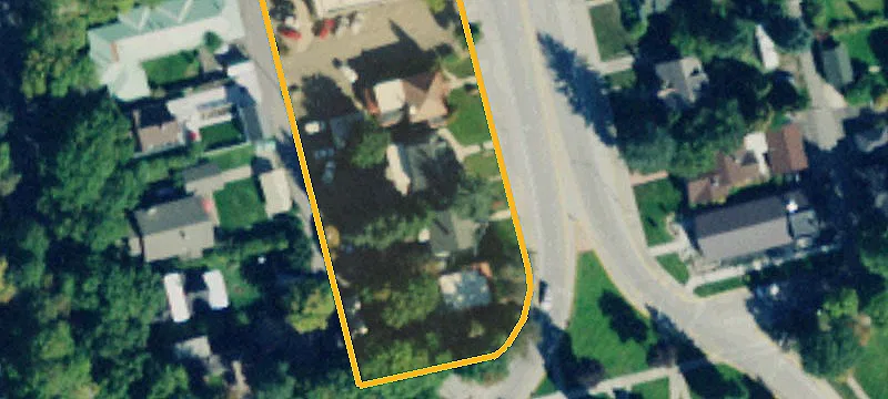 728 Main St