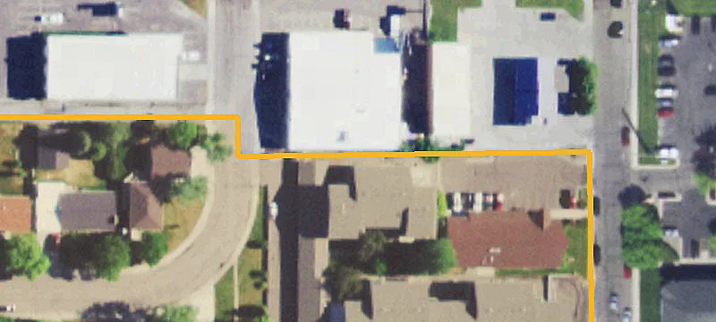 2826 Oakland Dr
