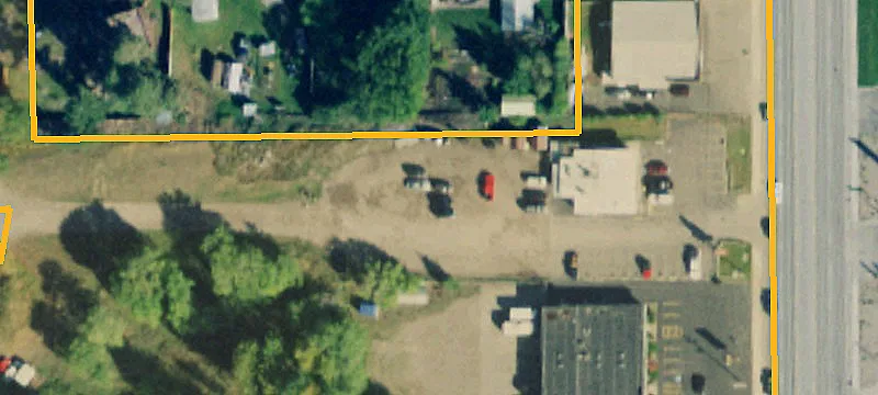 2046 Us Hwy 2nd E