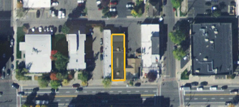 437 Main St