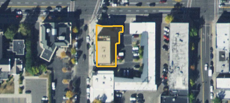 136 Main St