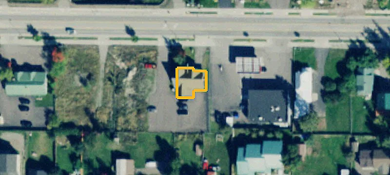 217 2nd W St