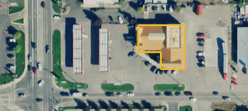 2605 Us Hwy 2nd E