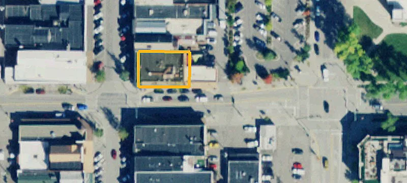 520 2nd E St