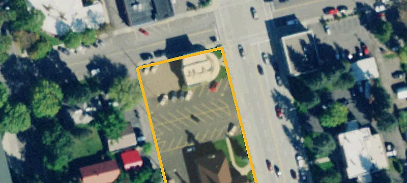 500 Main St