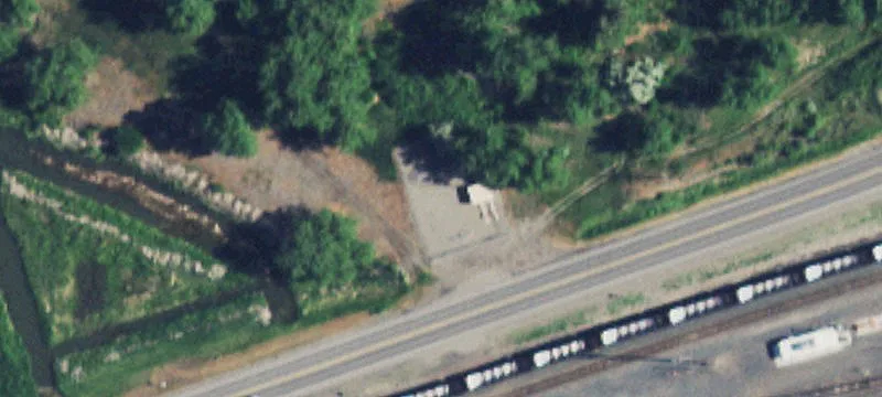 2865 Main St