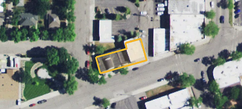 115 1st St
