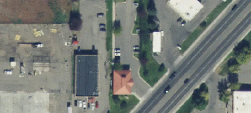 2609 Main St