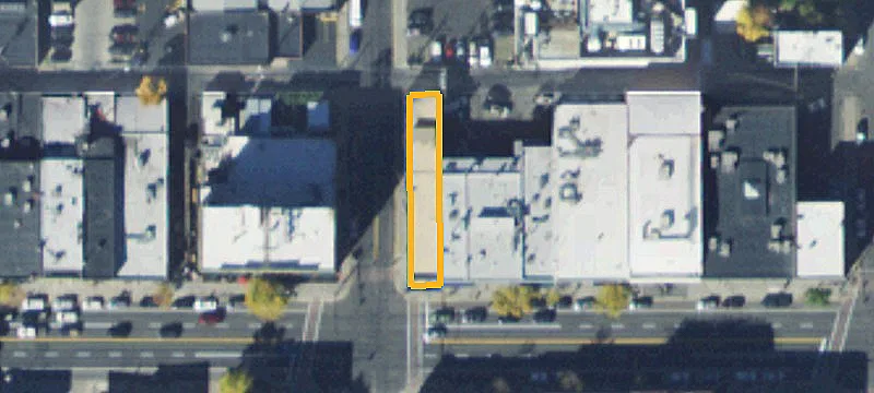 43 Main St