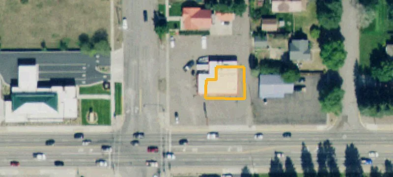 329 9th W St