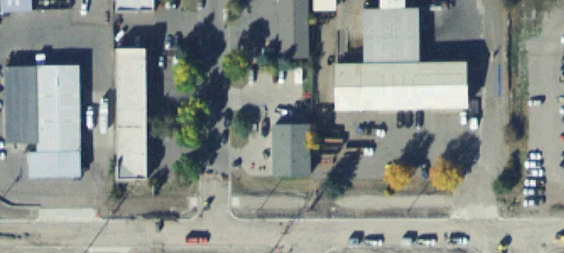 2104 Lea Ave