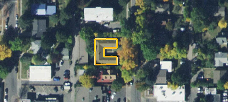 711 9th Ave