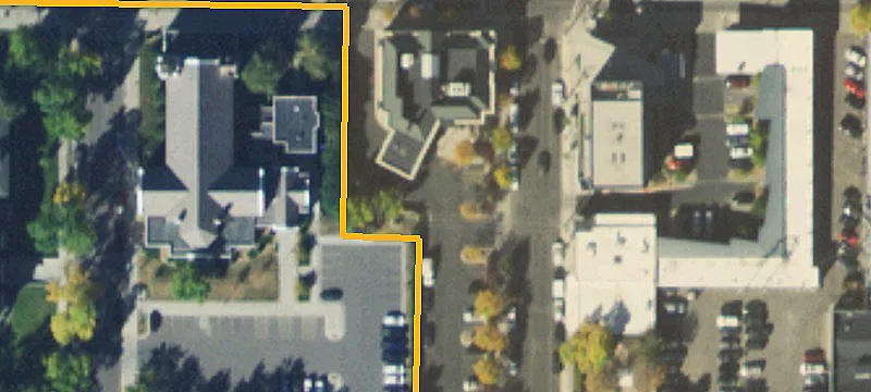 202 Main St