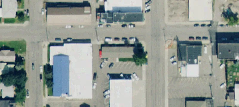604 1st W Ave