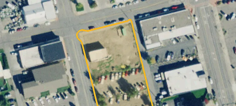 305 2nd W Ave
