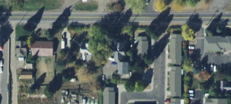 1204 Babcock St