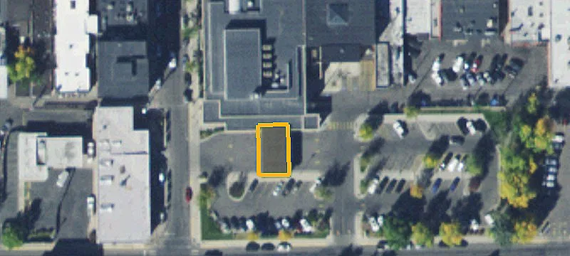 208 Main St