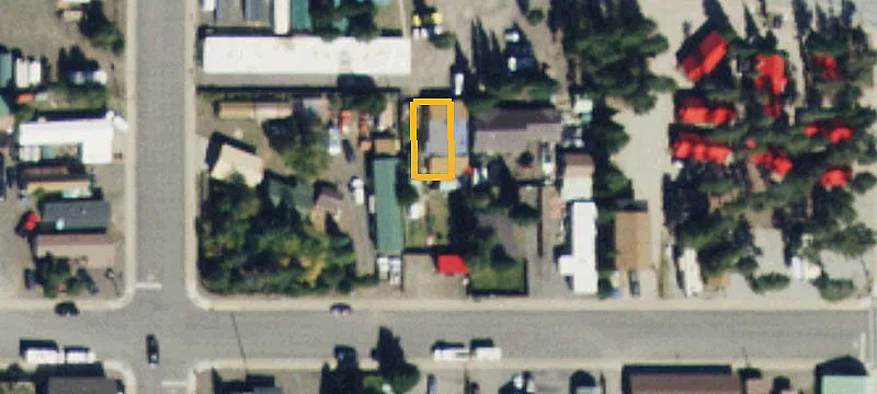 527 Firehole Ave