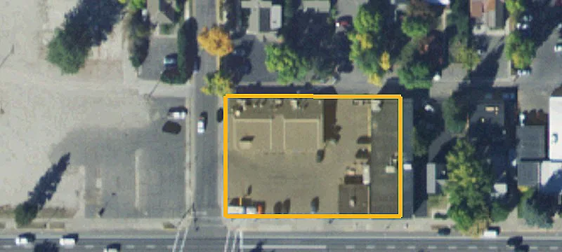 421 Main St