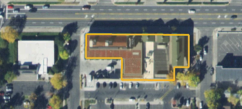 920 Main St