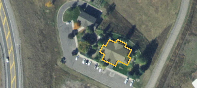 1105 Campbell Rd