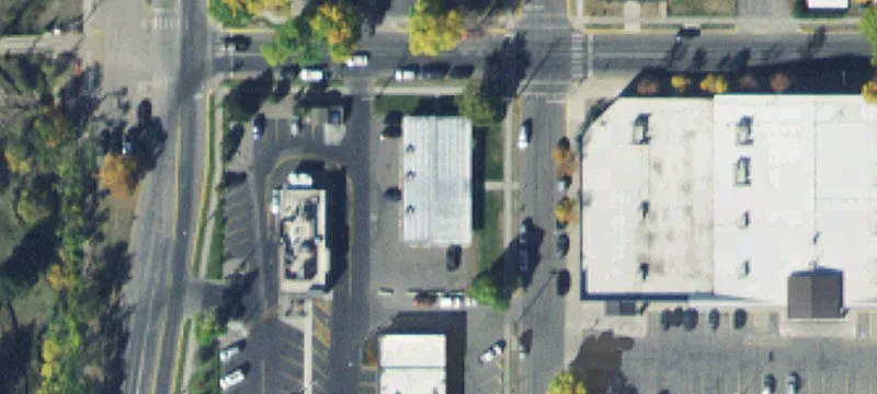 19 10th Ave